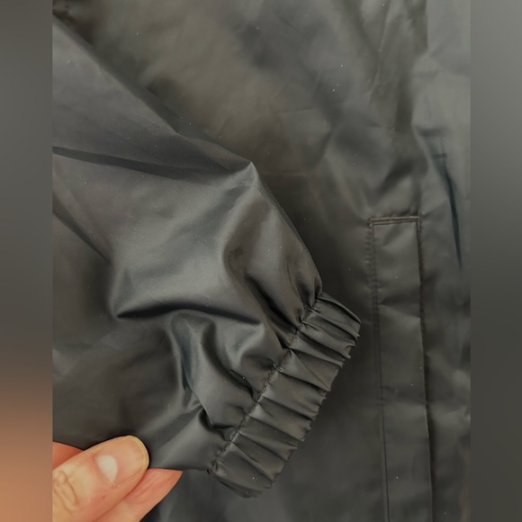 Champion rain / windbreaker jacket - Picture 7 of 11